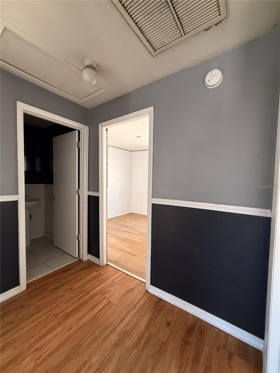 TOWN OF LAKE WALES - Residential Income