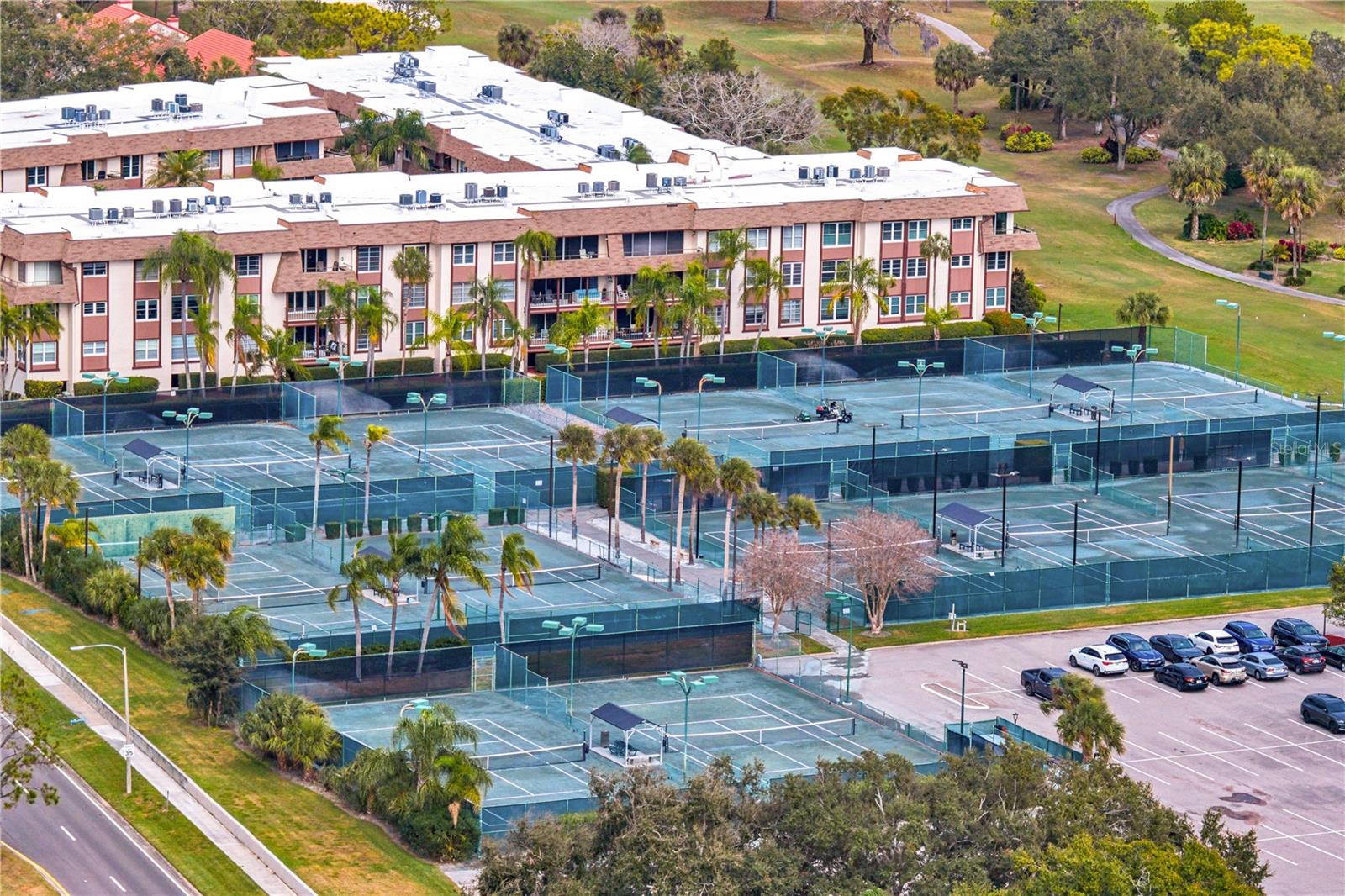 CLUBHOUSE ESTATES OF COUNTRYSIDE - Residential