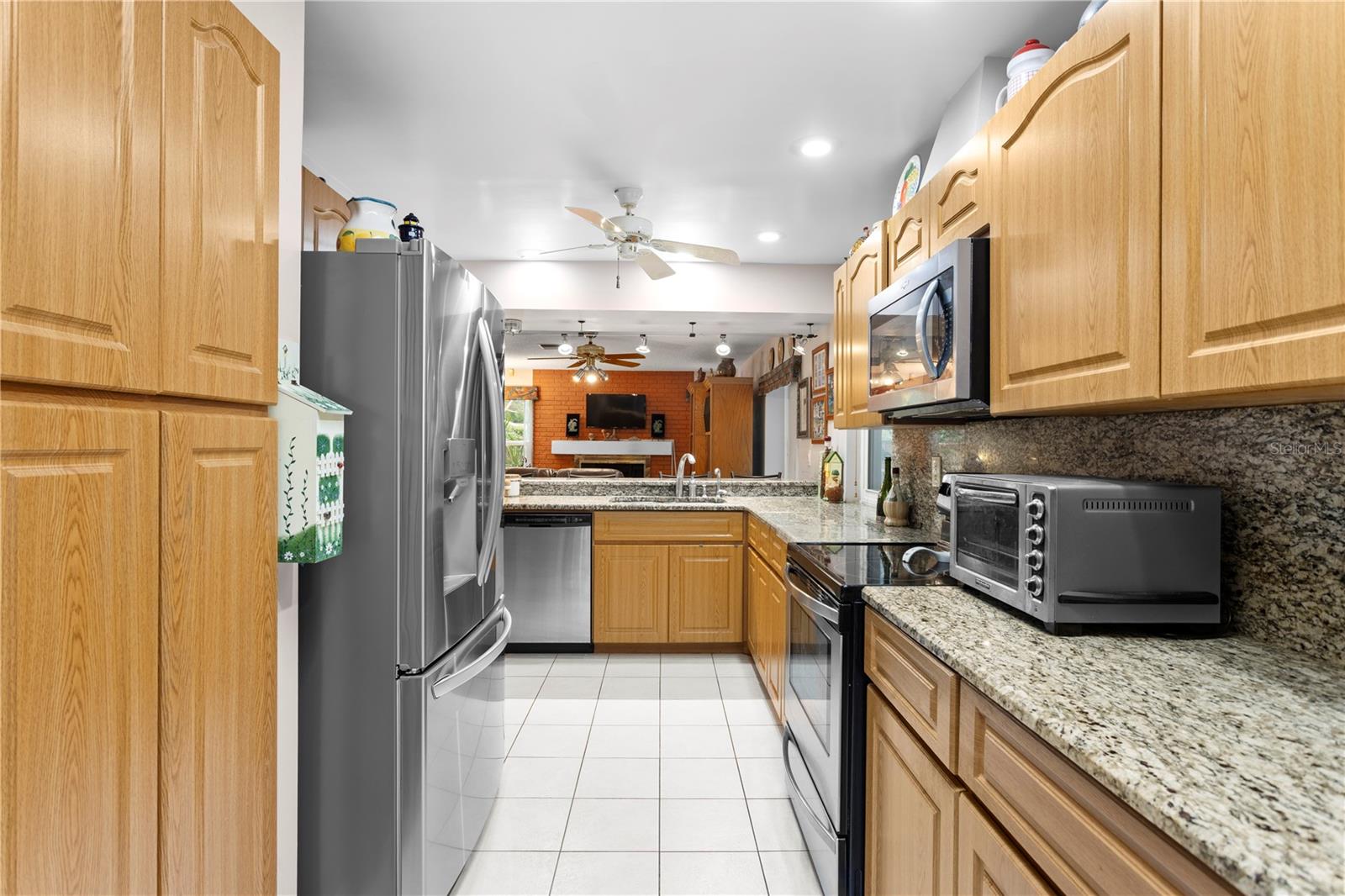 CLUBHOUSE ESTATES OF COUNTRYSIDE - Residential