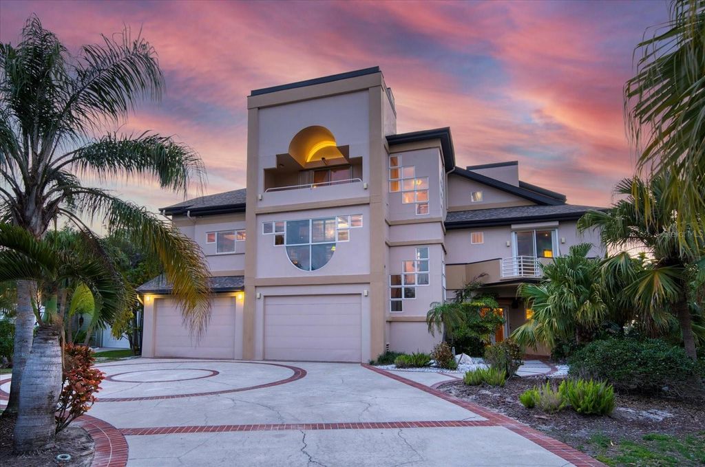 Photo of 812 Point Seaside Drive, Crystal Beach, FL 34681 (MLS # TB8389262)