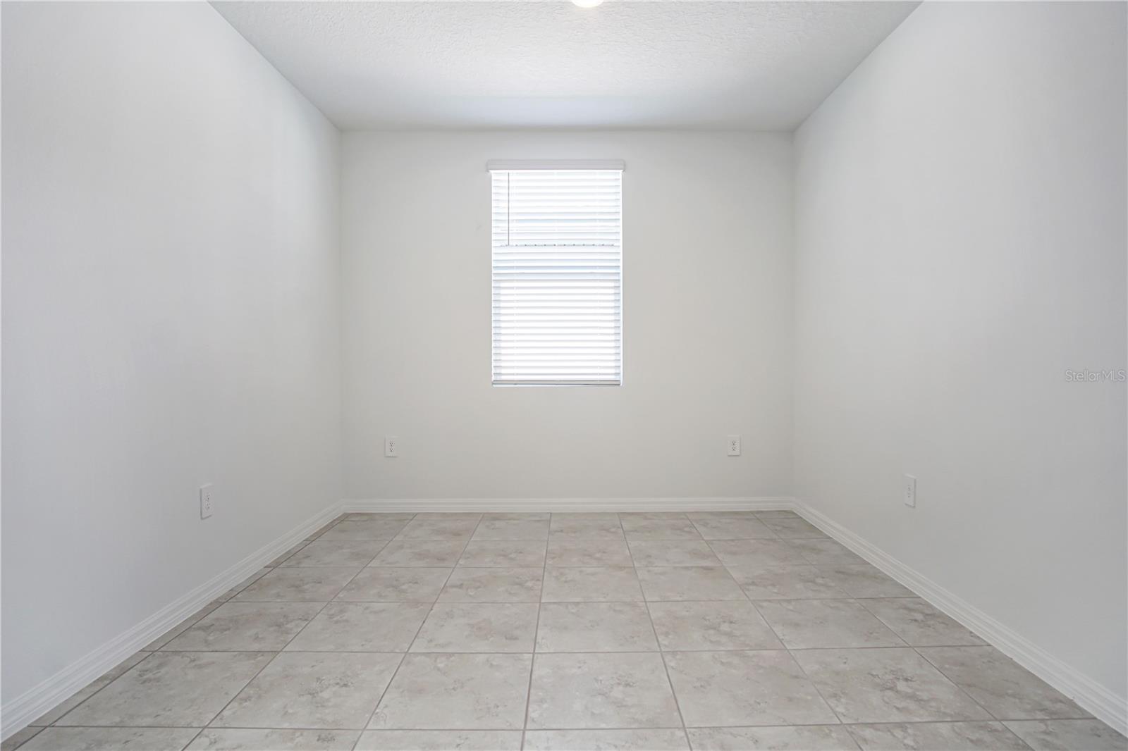 LAWSON DUNES SUB - Residential Lease