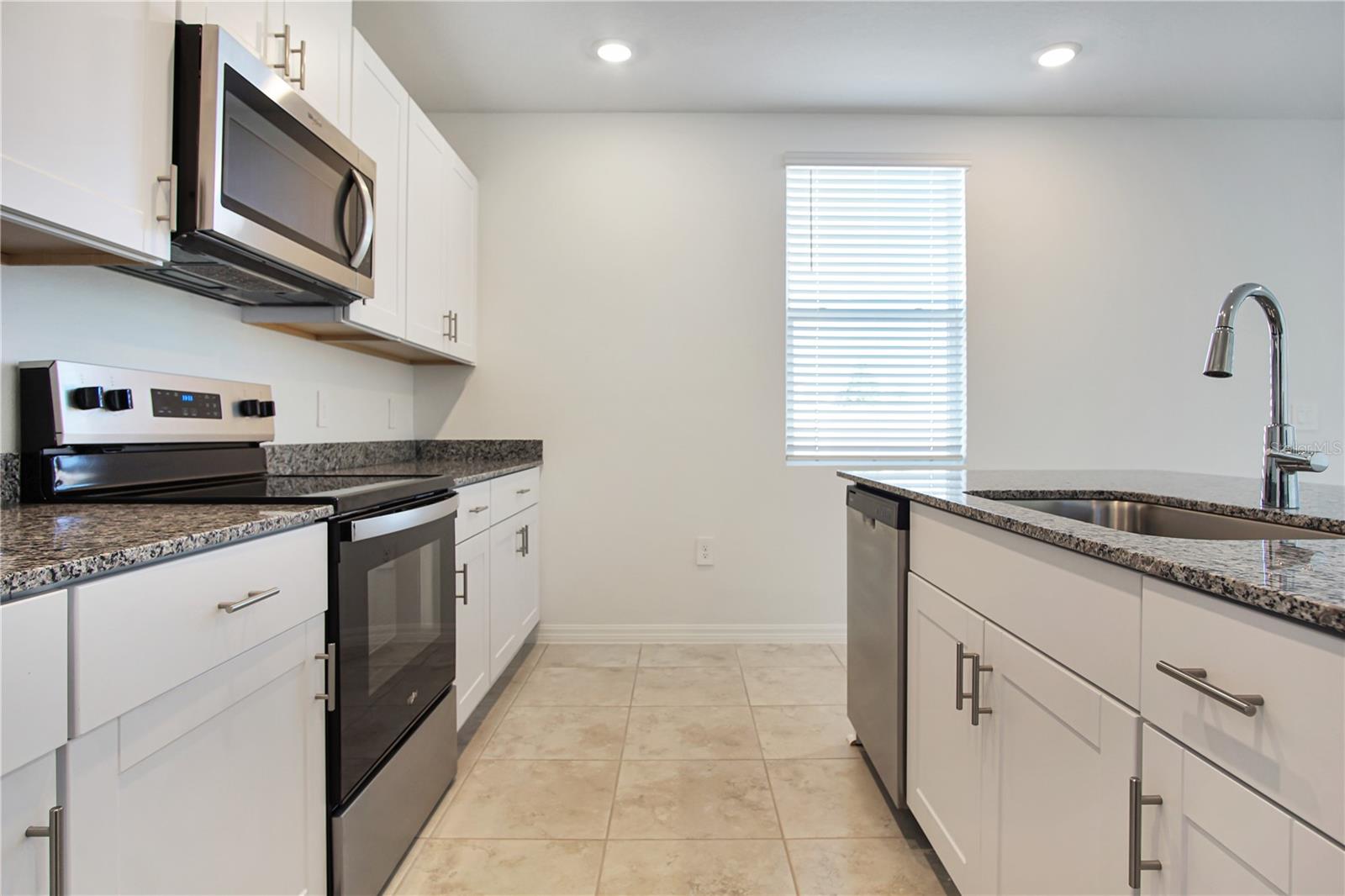 LAWSON DUNES SUB - Residential Lease