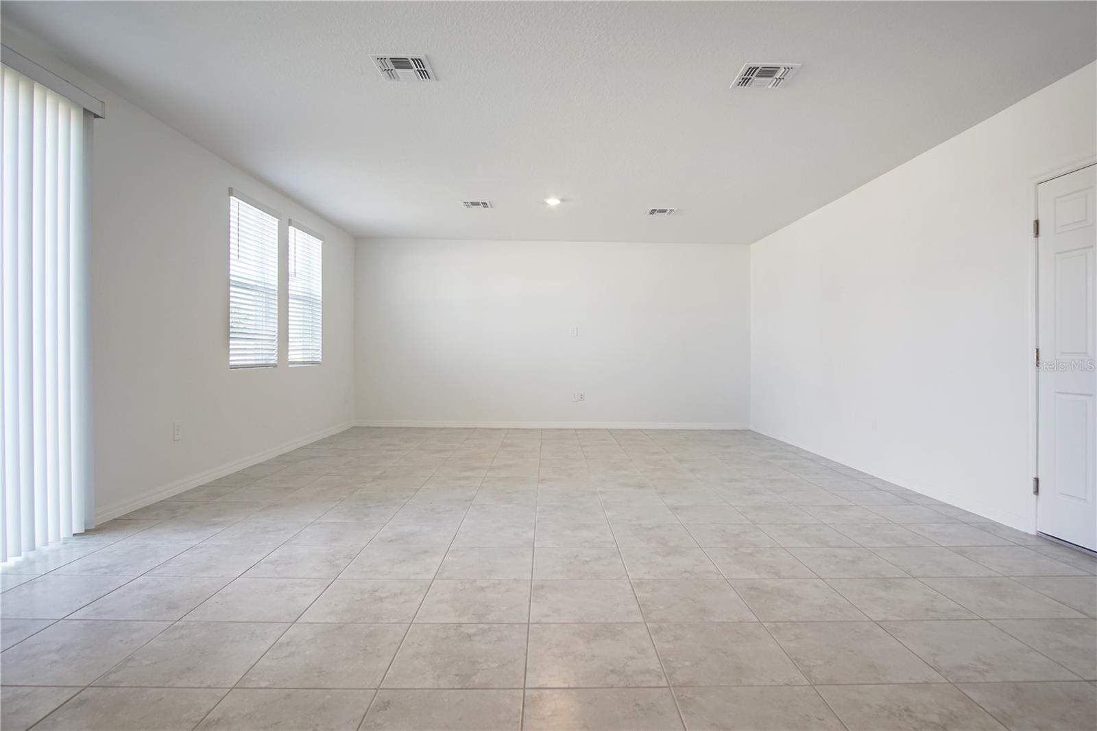 LAWSON DUNES SUB - Residential Lease