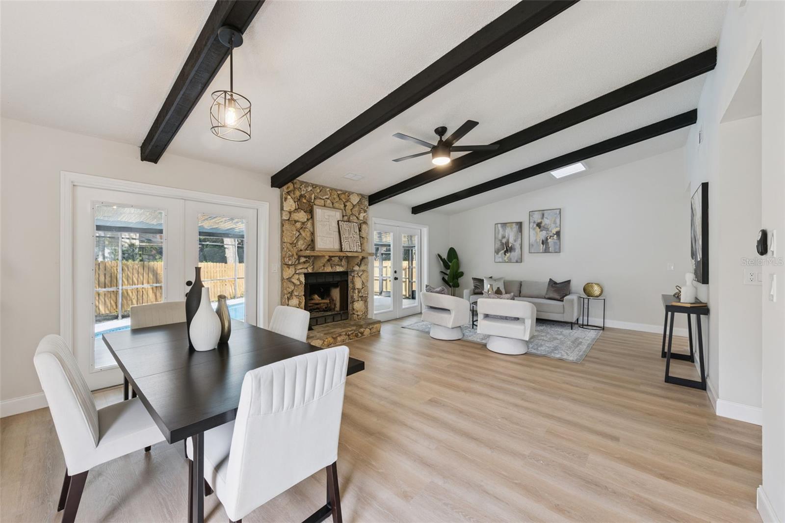 1454 KING COURT