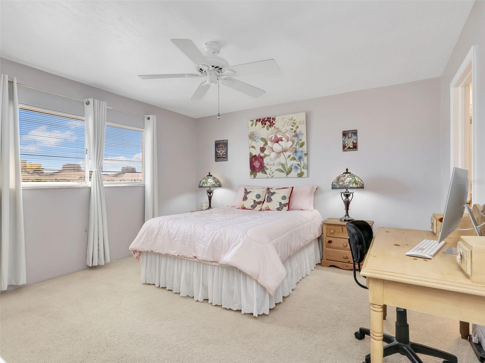 RENDEZVOUS CONDO - Residential