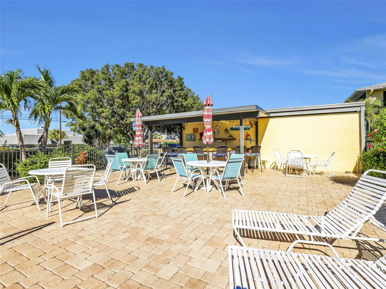 RENDEZVOUS CONDO - Residential