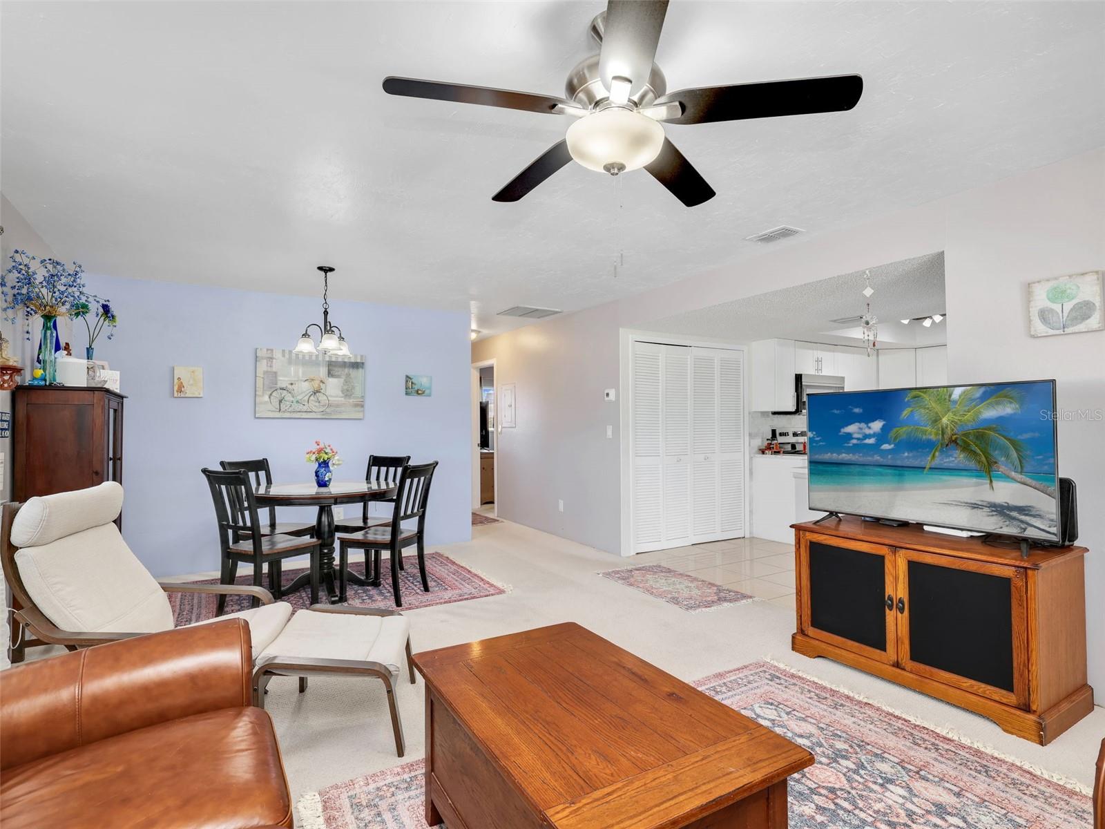 RENDEZVOUS CONDO - Residential