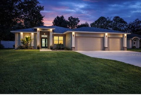 Photo of 8 Hibiscus Court, Homosassa, FL 34446 (MLS # W7865405)