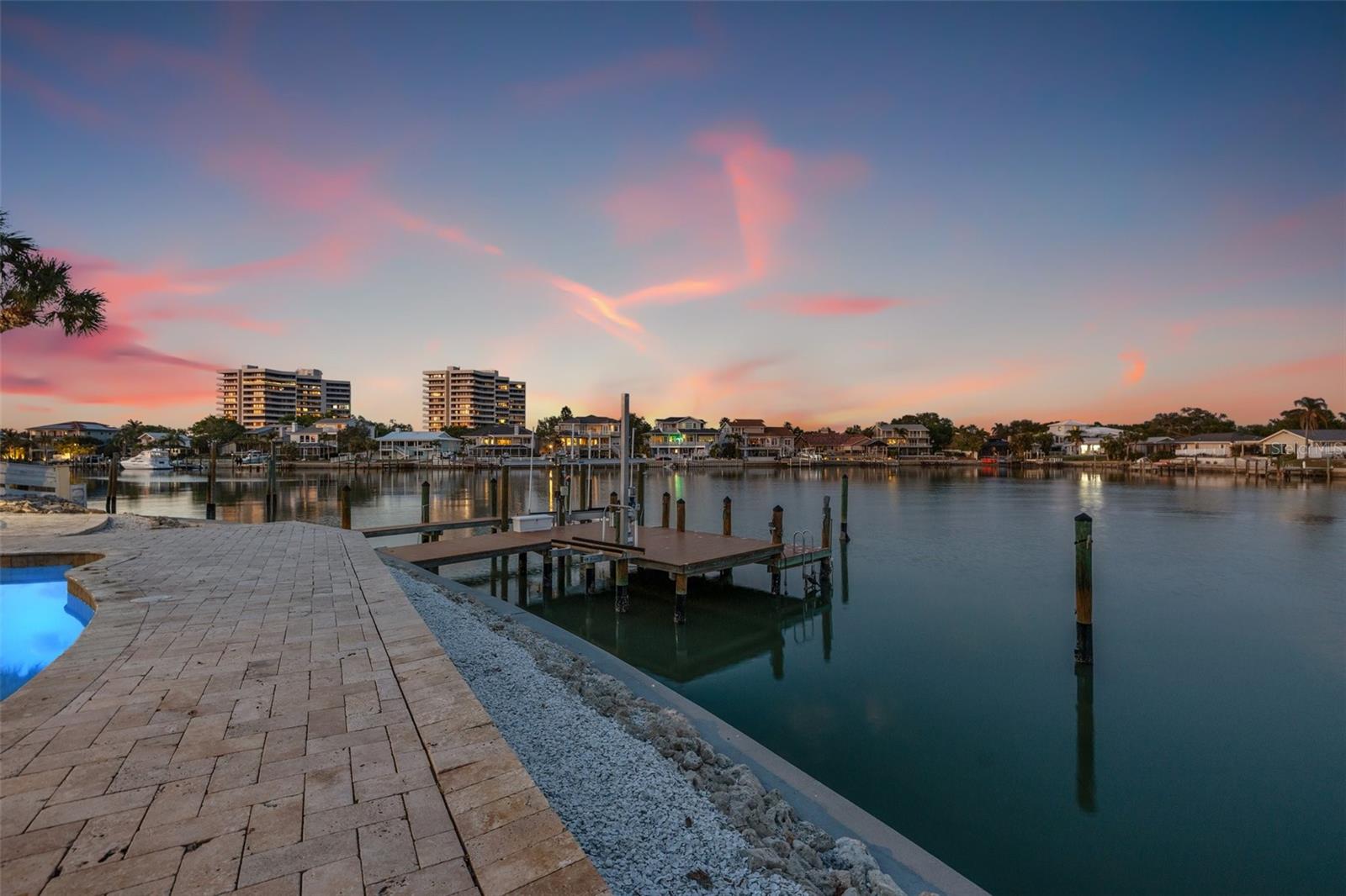 SKIMMER POINT PH II - Residential