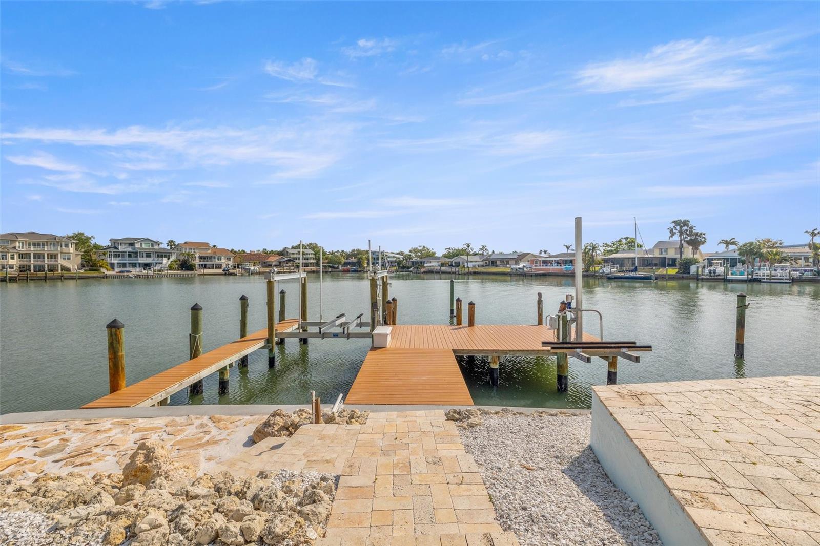 SKIMMER POINT PH II - Residential