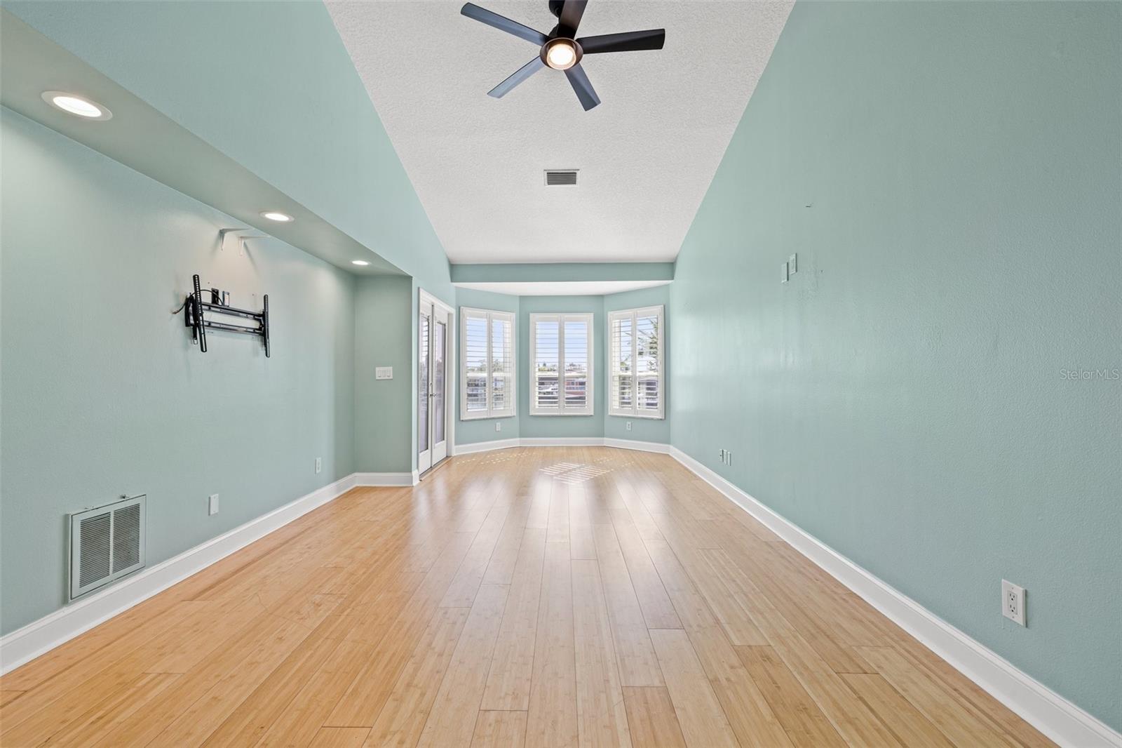 SKIMMER POINT PH II - Residential