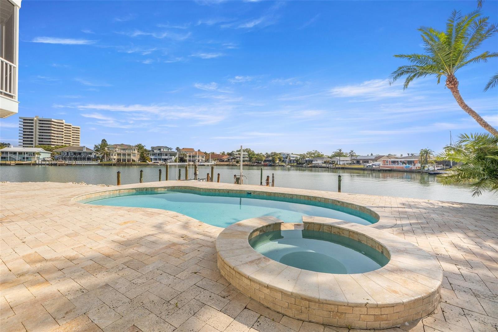 SKIMMER POINT PH II - Residential