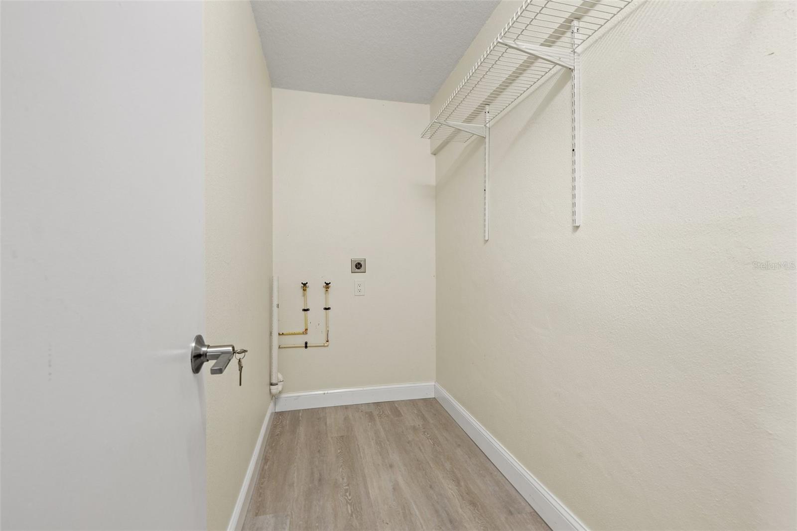 SKIMMER POINT PH II - Residential