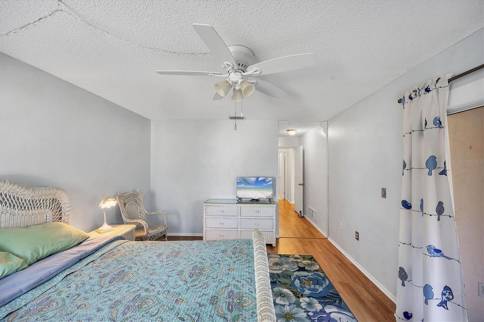 VILLAGE PLAZA SEC 4 - Residential