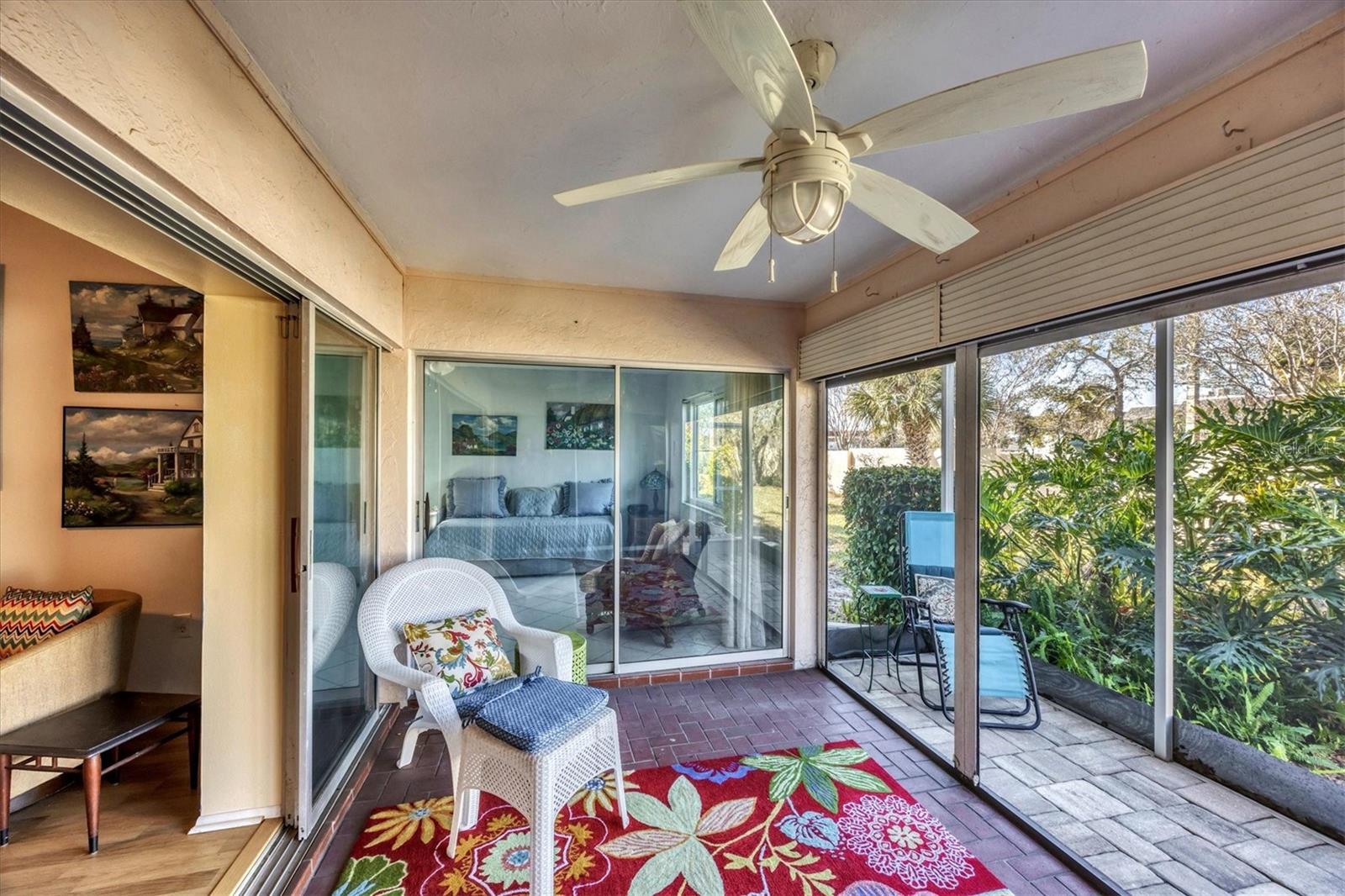 VILLAGE PLAZA SEC 4 - Residential