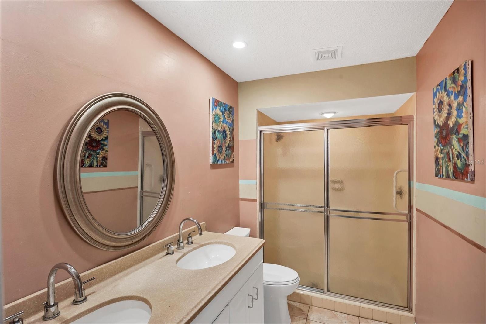 VILLAGE PLAZA SEC 4 - Residential