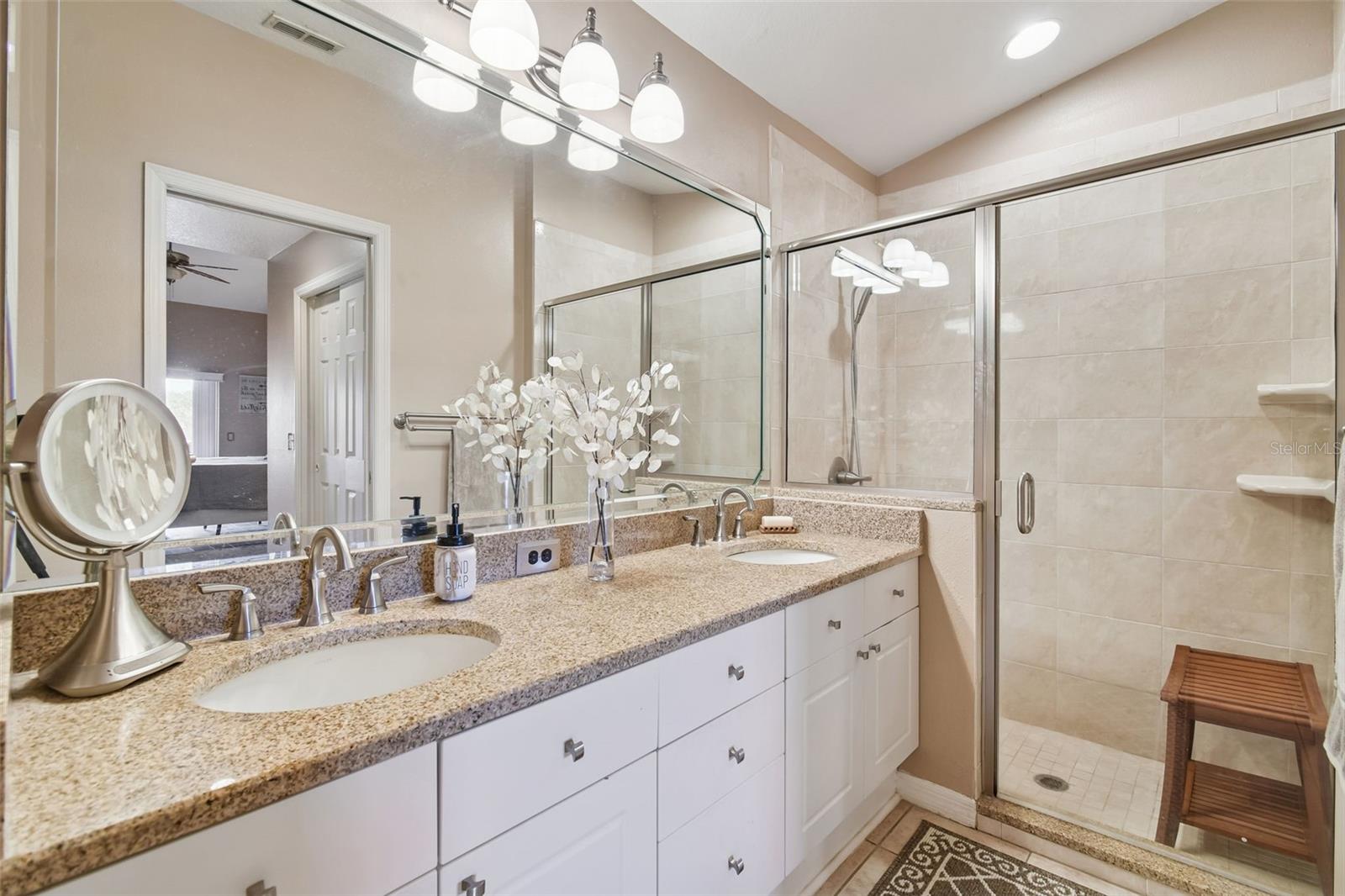 WATER OAK - Residential