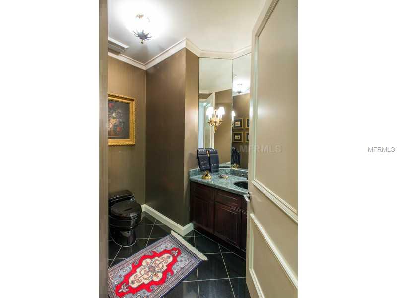 L AMBIANCE AT LONGBOAT KEY CLUB PH 2 - Residential