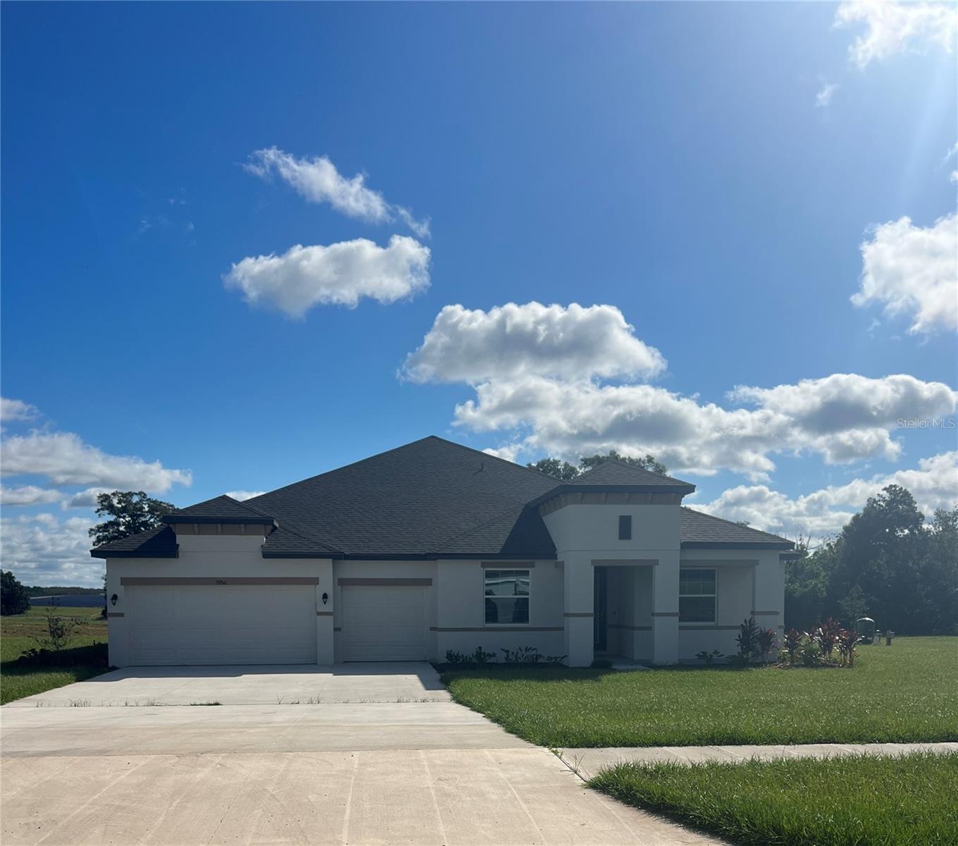 Brand new builder owned 4/3 spec home available for immediate occupancy. CBS construction with full builder warranties. Terrific plan featuring large great room, crown molding, formal dining room, solid surface tops in kitchen, extensive ceramic tile flooring, lanai and much, much more.