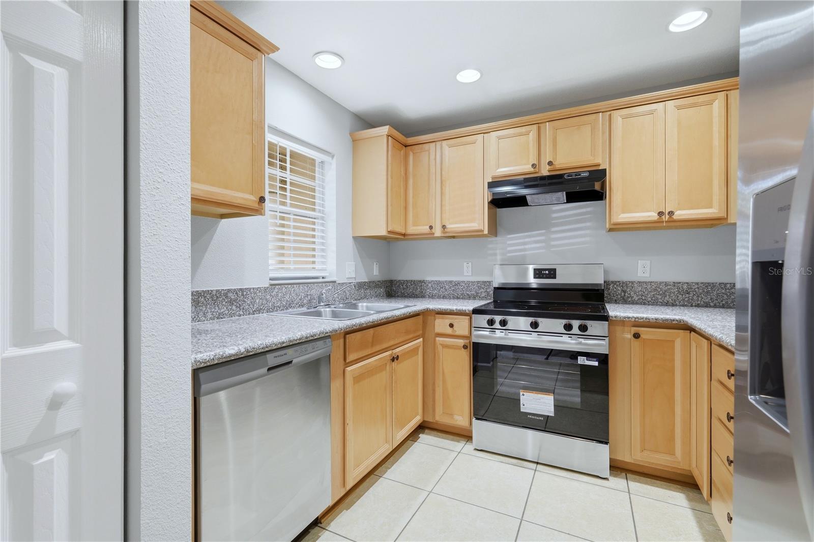 SUMMERFIELD VILLAGE 1 TR 2 - Residential