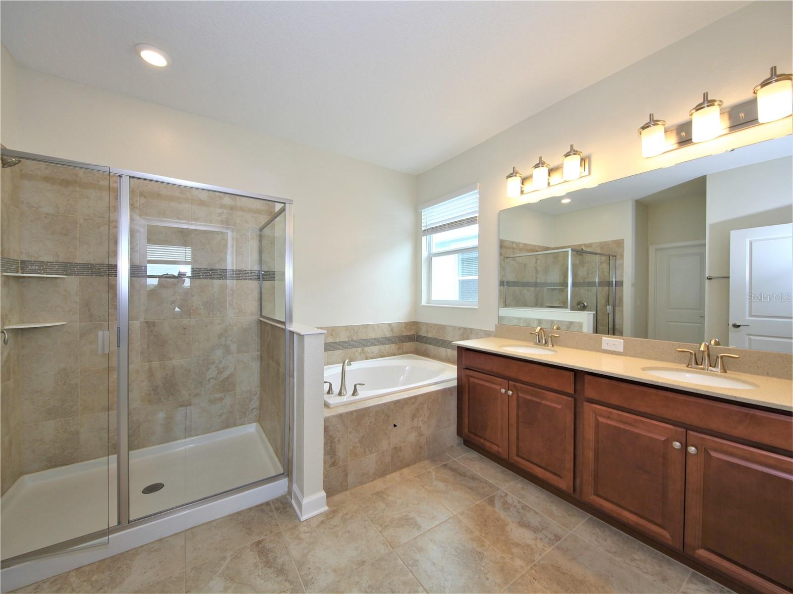 STOREY LAKE TR K - Residential Lease