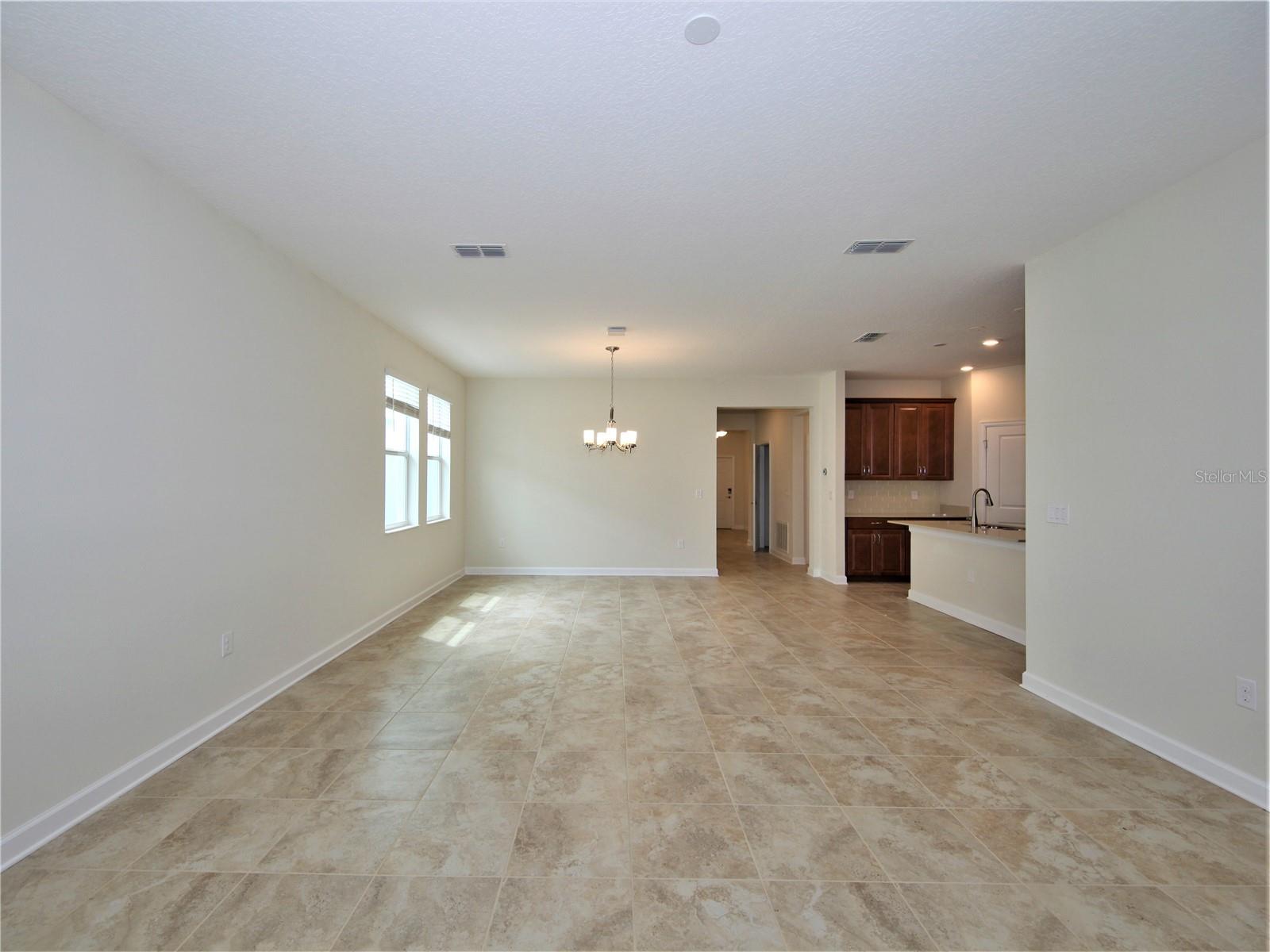 STOREY LAKE TR K - Residential Lease