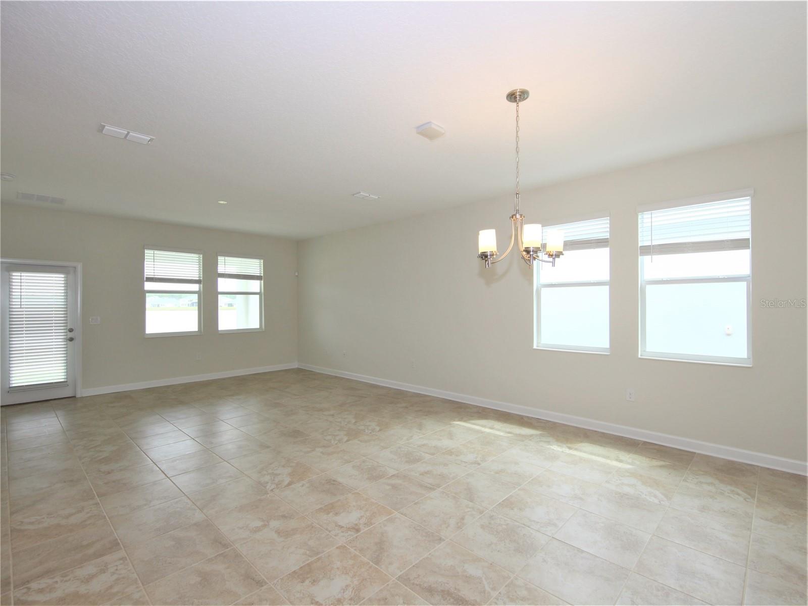 STOREY LAKE TR K - Residential Lease