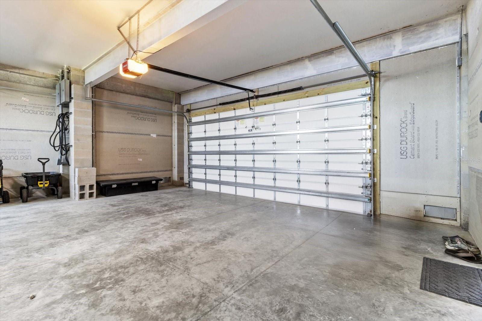 DIXIE SHORES UNIT 01 REP - Residential