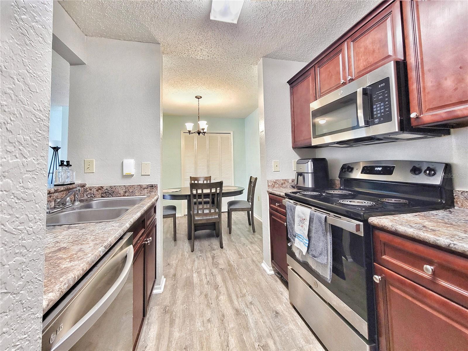 WINDSOR PARK AT GAINESVIL - Residential
