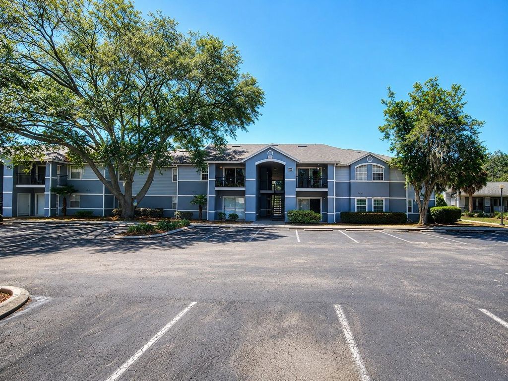 Photo of 3705 SW 27th Street #316, Gainesville, FL 32608 (MLS # GC540188)