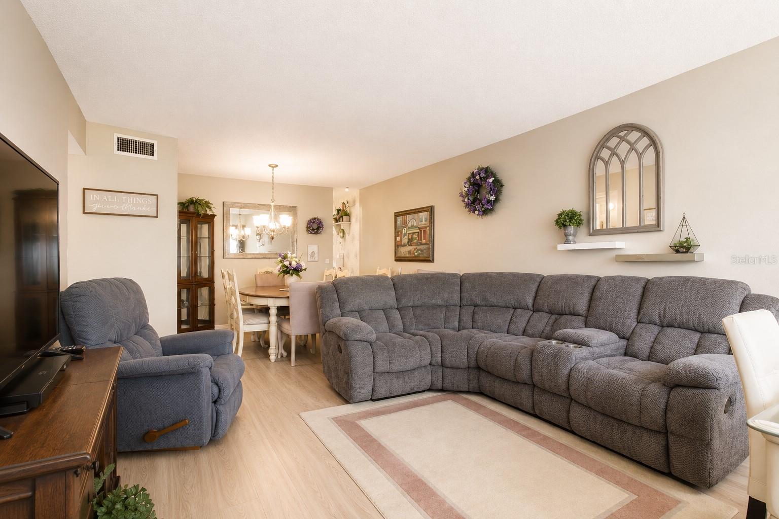 2459 FRANCISCAN DRIVE 37