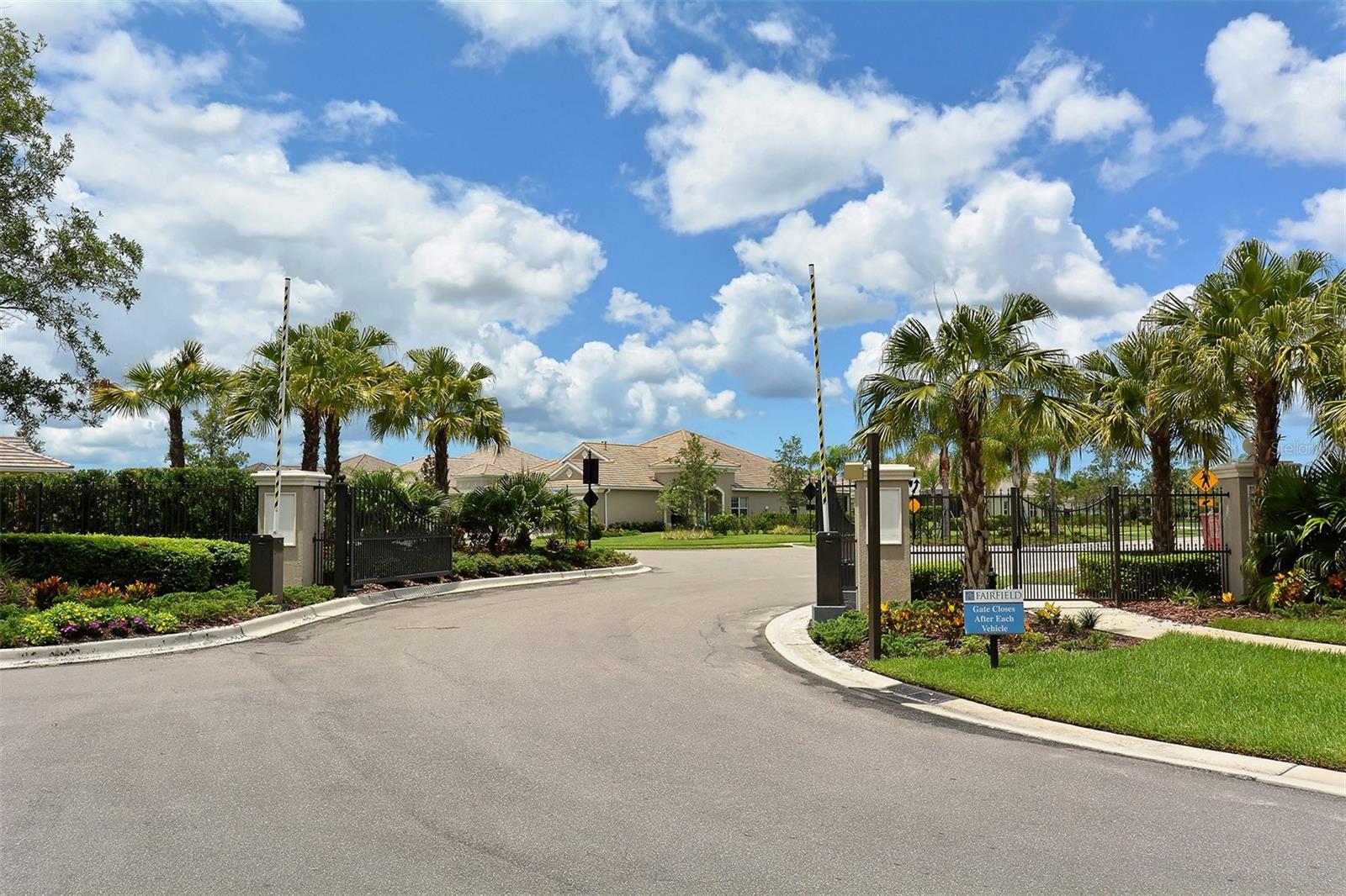 4956 MAYMONT PARK CIRCLE