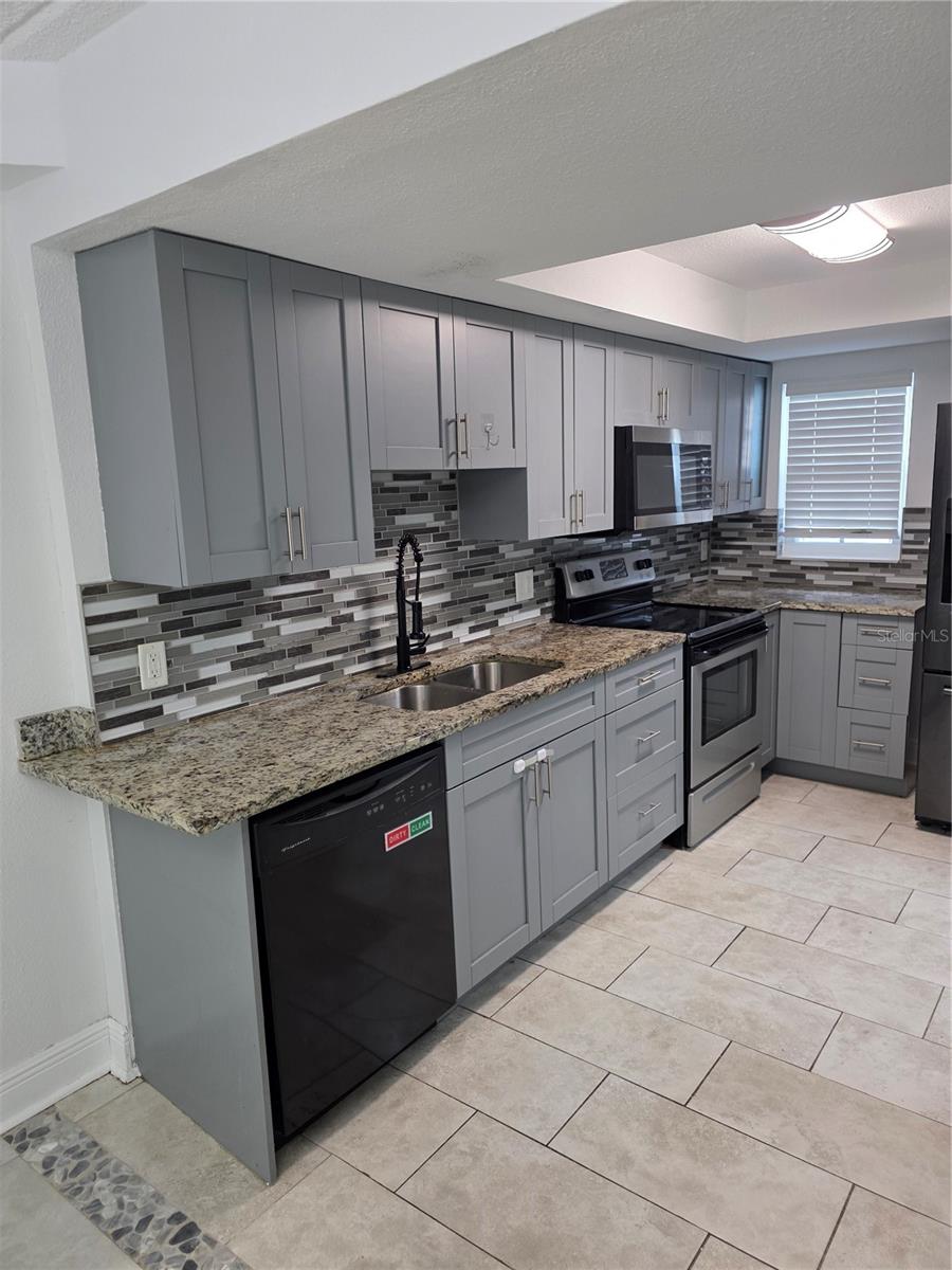 FAIROAKS NORTH A CONDO - Residential Lease