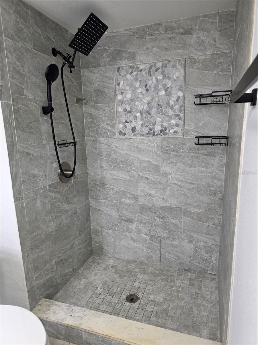 FAIROAKS NORTH A CONDO - Residential Lease