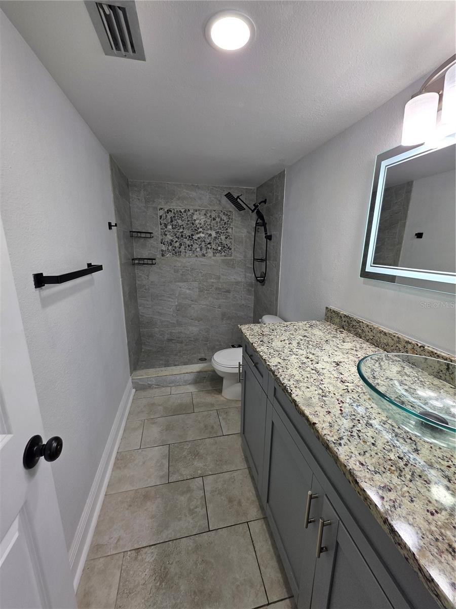 FAIROAKS NORTH A CONDO - Residential Lease