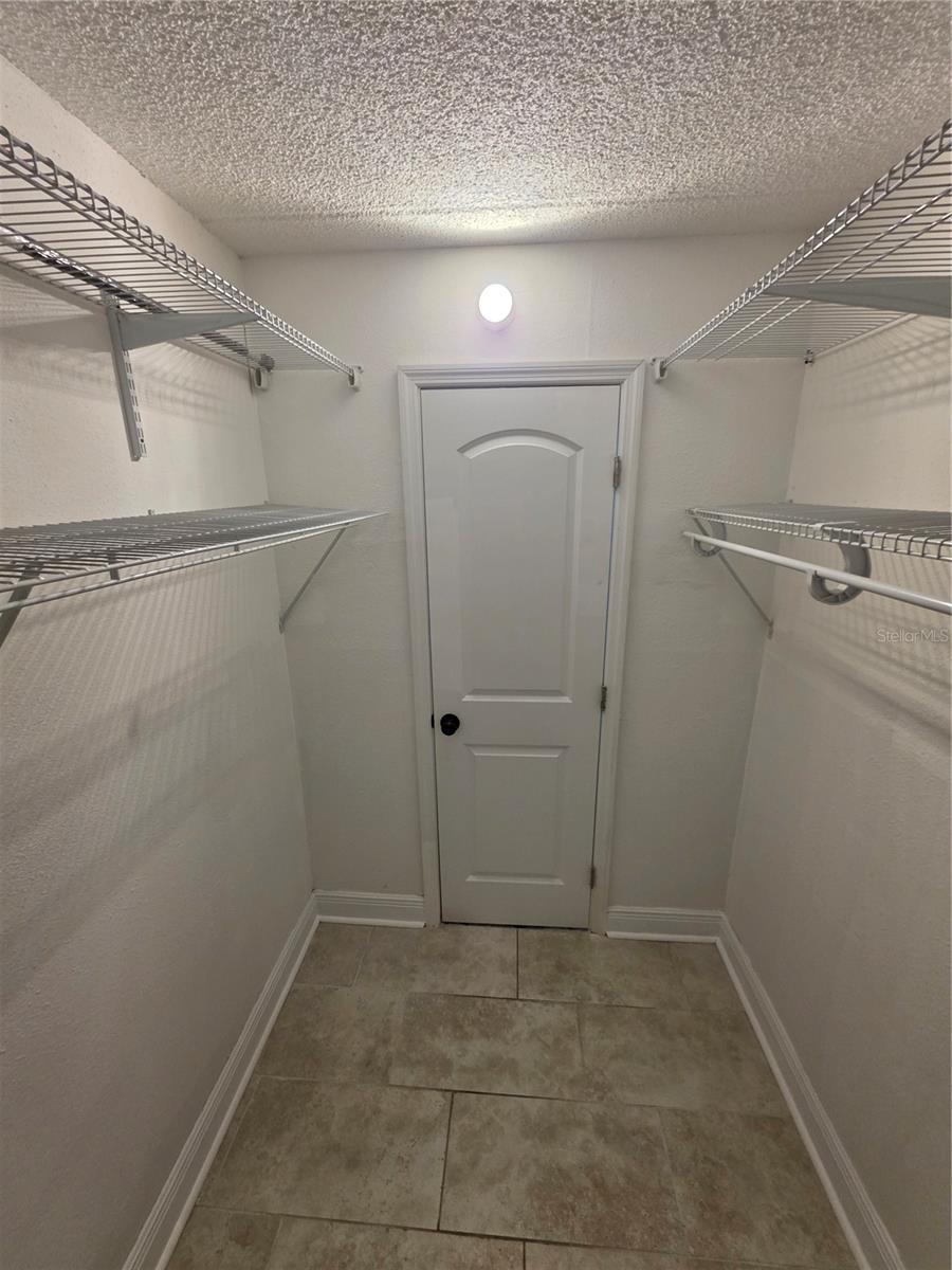FAIROAKS NORTH A CONDO - Residential Lease