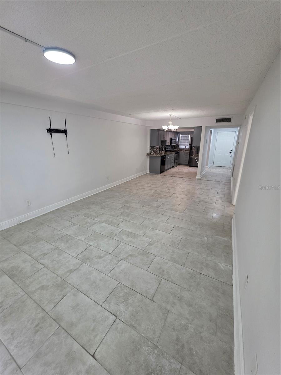 FAIROAKS NORTH A CONDO - Residential Lease