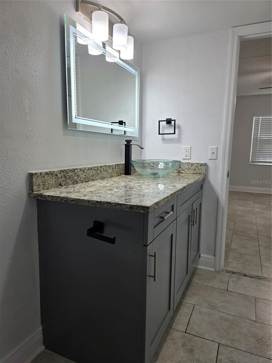 Don't miss this incredible opportunity to rent a first-floor unit in the heart of South Tampa! Located in the desirable Fair Oaks Condominiums. The kitchen has been fully remodeled, including brand-new cabinets, granite countertops, and light fixtures, making it a fresh and modern space to enjoy. Brand new HVAC system replaced in 2023, a designated parking space, and access to a beautifully renovated community pool area, clubhouse, and a tranquil pond with a private dock. The community offers one full-time maintenance staff and on-site property management for your peace of mind. New Double-Pane Windows throughout the entire home. Monthly condo fee includes cable, water, sewer, and trash. You're just minutes from all the shopping and dining along Dale Mabry Highway.