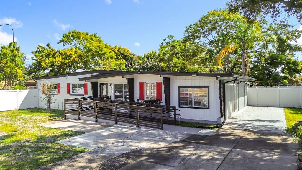 AZALEA PARK SEC 22 - Commercial Lease