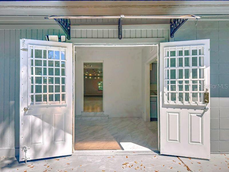 AZALEA PARK SEC 22 - Commercial Lease