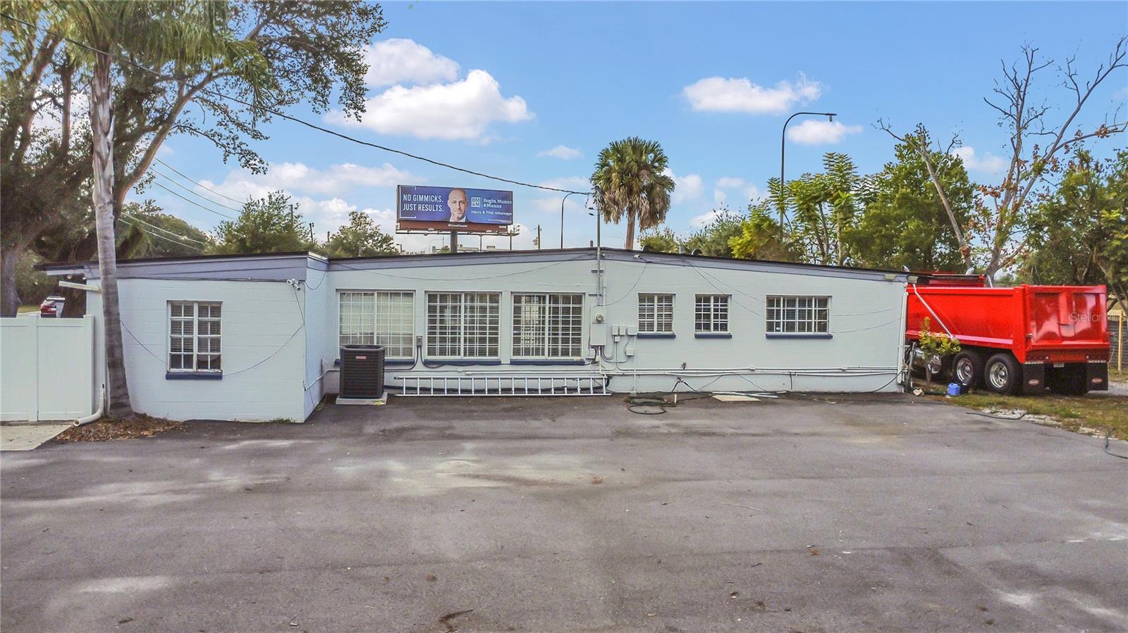 AZALEA PARK SEC 22 - Commercial Lease