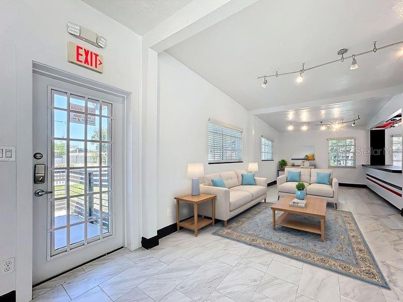 AZALEA PARK SEC 22 - Commercial Lease