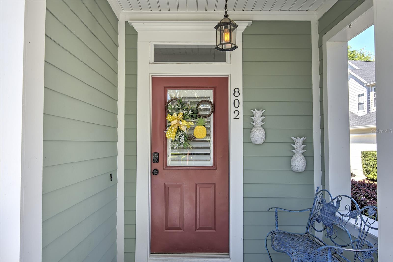 802 RUNNER OAK STREET