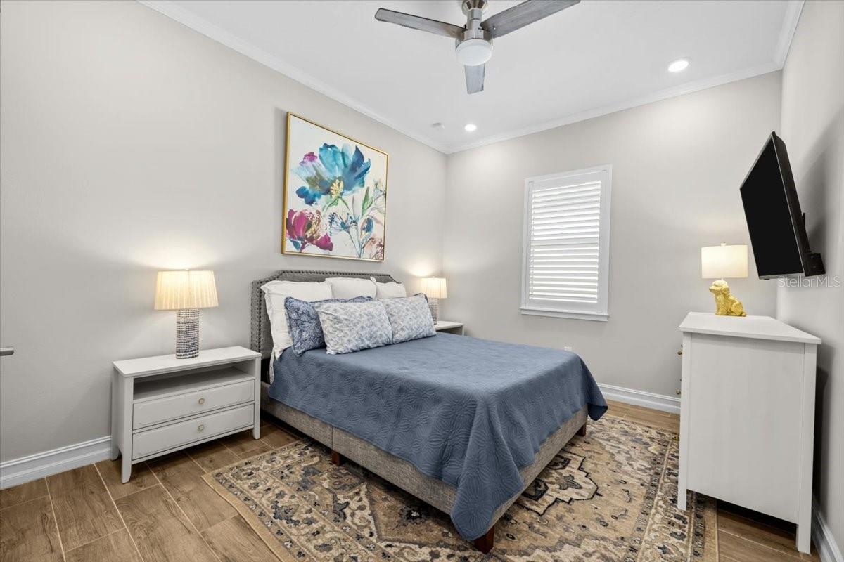 SANCTUARY COVE - Residential