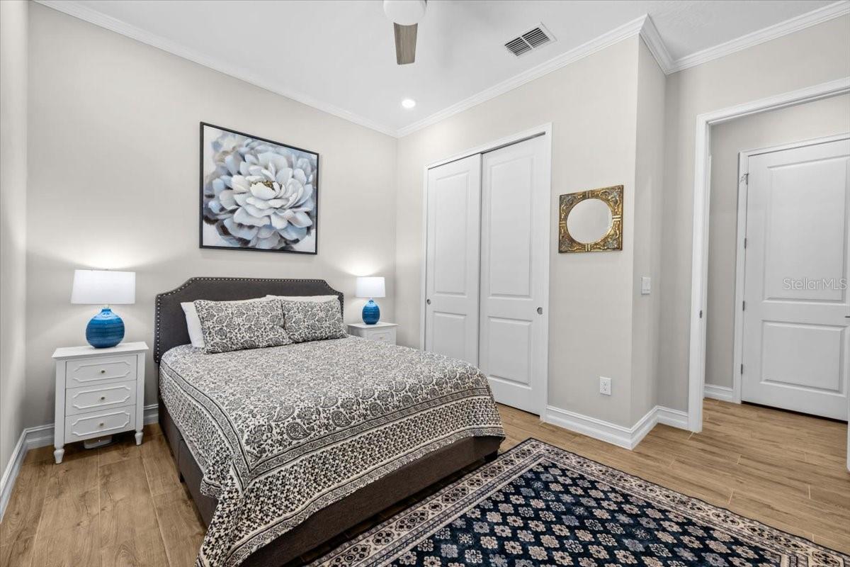 SANCTUARY COVE - Residential