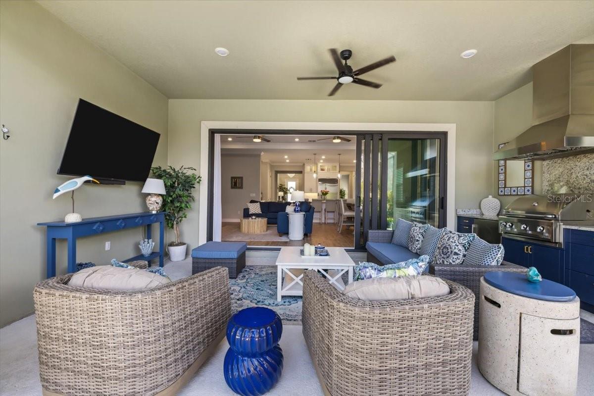 SANCTUARY COVE - Residential