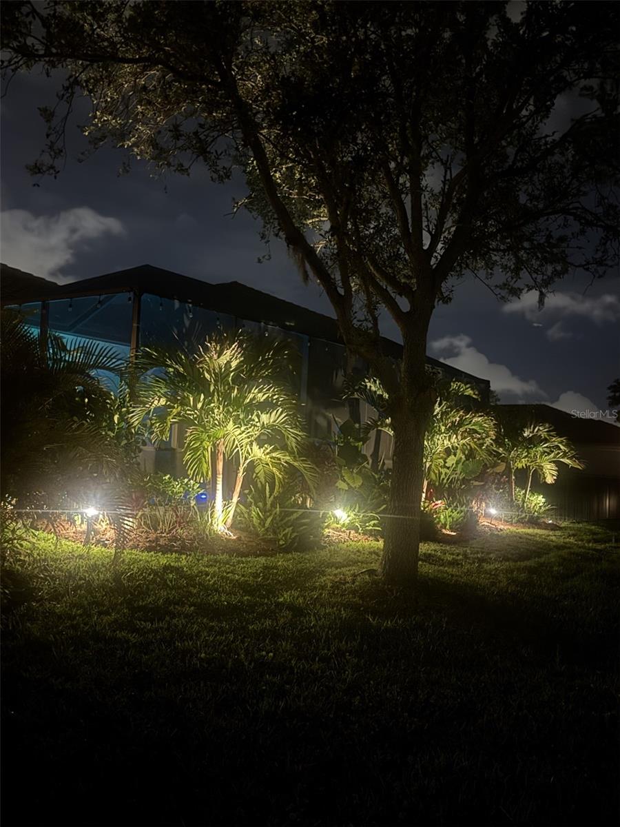 SANCTUARY COVE - Residential