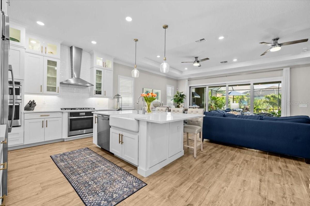 SANCTUARY COVE - Residential