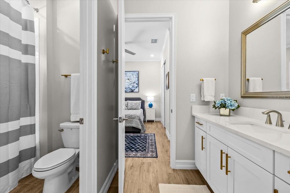 SANCTUARY COVE - Residential