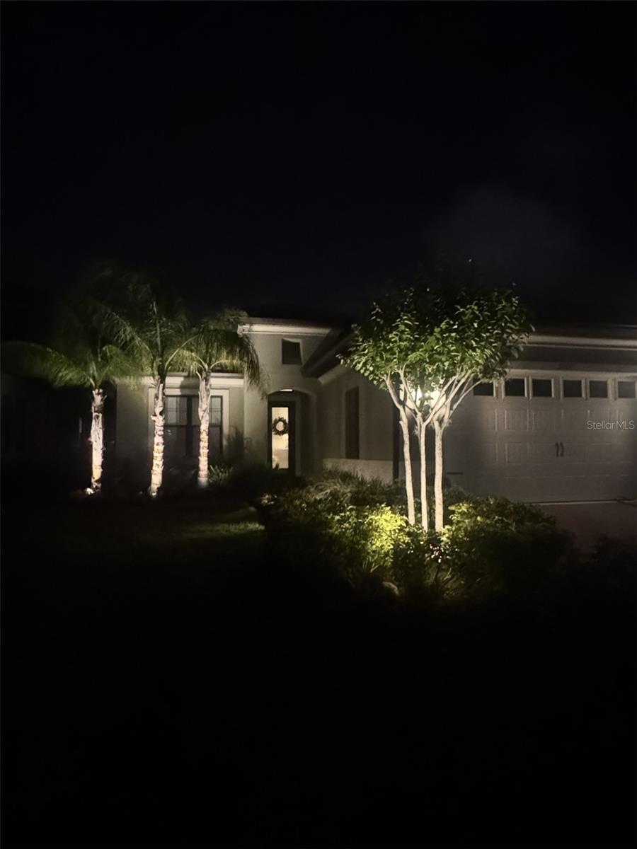 SANCTUARY COVE - Residential